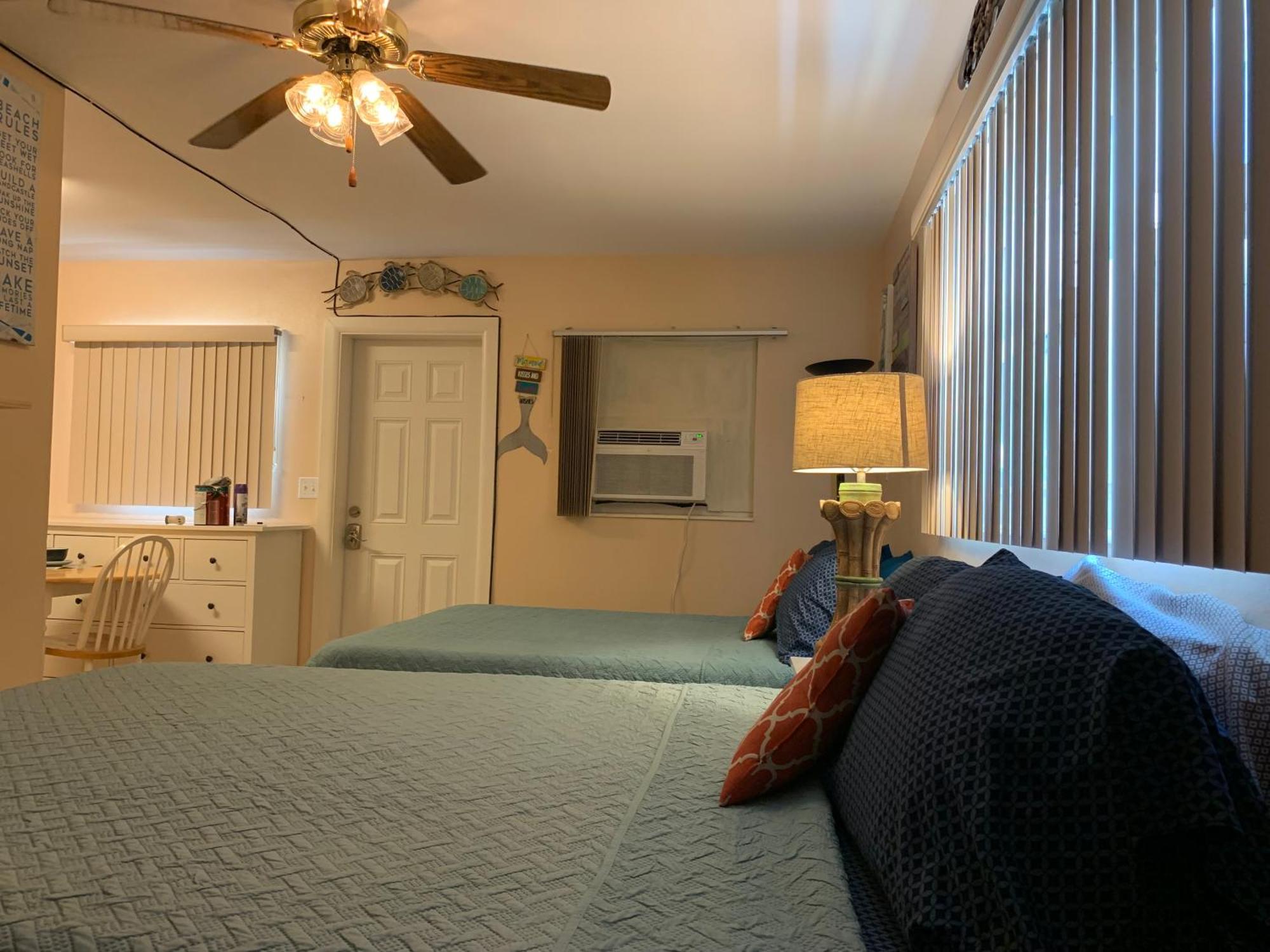 Michaels -Beachside Bungalows St. Pete Beach Dış mekan fotoğraf